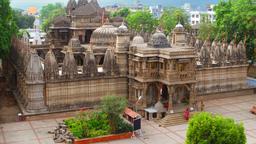 Busca vuelos baratos a India