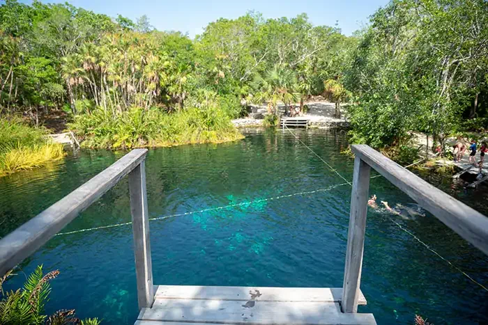 Cenote Cristalino, Playa del Carmen.