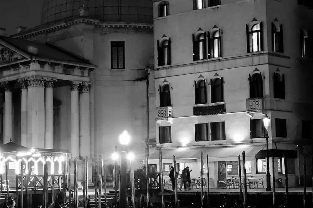 Hotel Antiche Figure