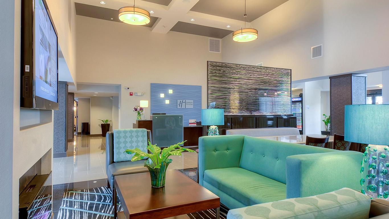 Holiday Inn Express Hotel & Suites Carlsbad Beach