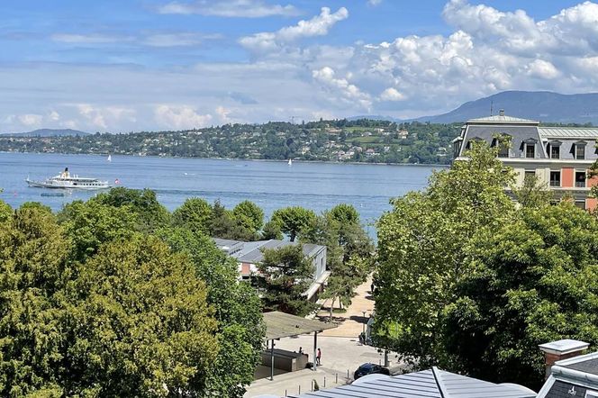 Geneva Hostel