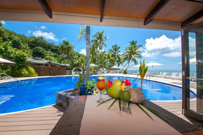 Coco de Mer Hotel and Black Parrot Suites